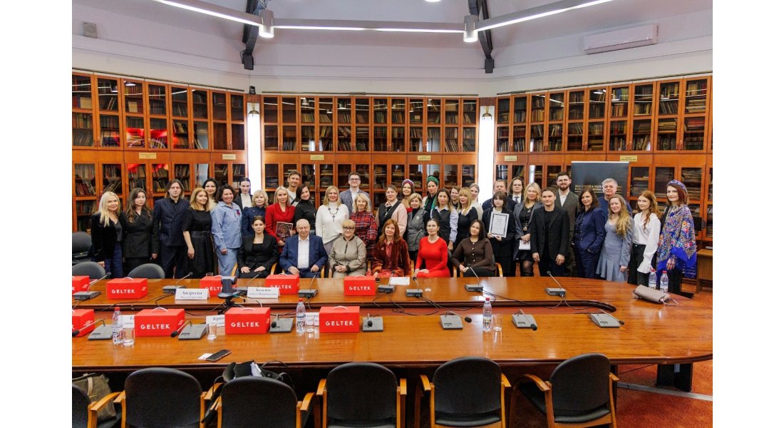 887c4353cd3a8e2609b4afc31f5fd761